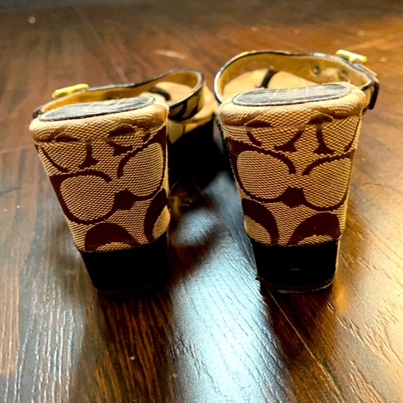 Coach Sandals - Picture 3 of 6